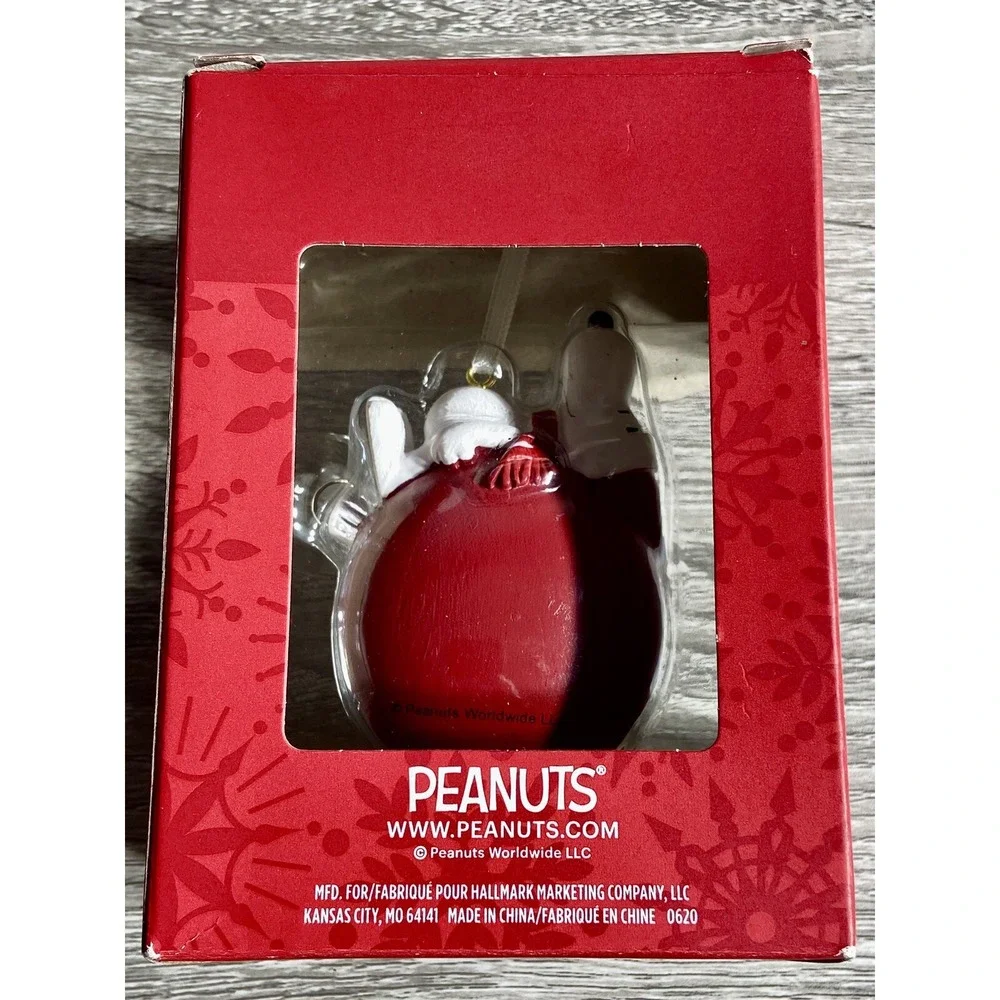 Peanuts Snoopy Joy To The World Christmas Ornament Hallmark NIB Review Pics.